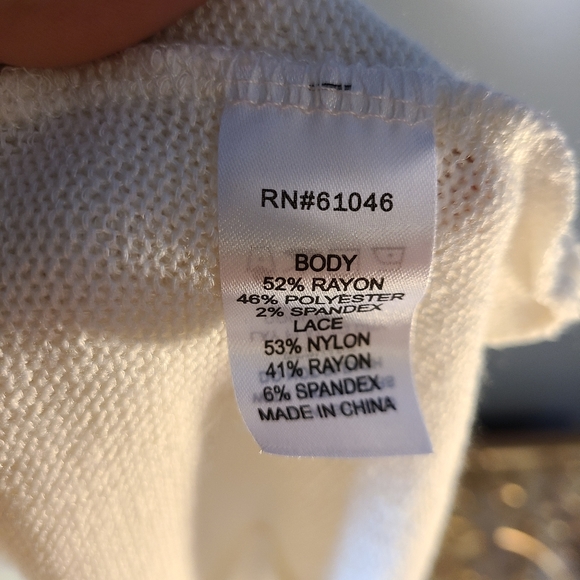 Vanity ivory long sleeve blouse with lacey sleeves - Picture 4 of 6